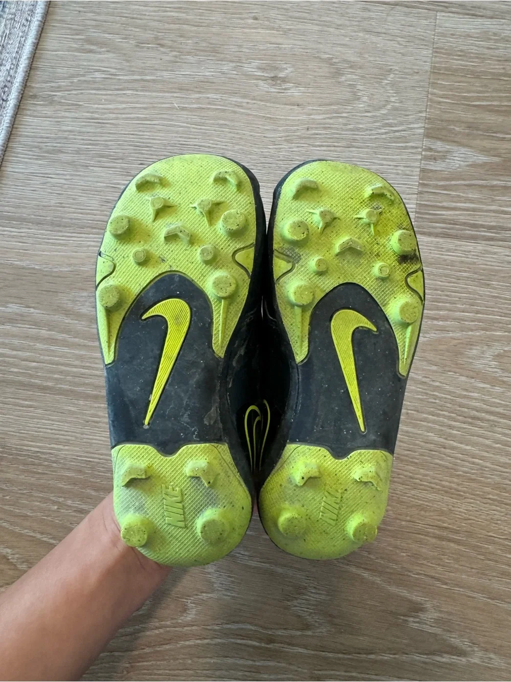 Nike Jr. Tiempo Legend soccer shoes